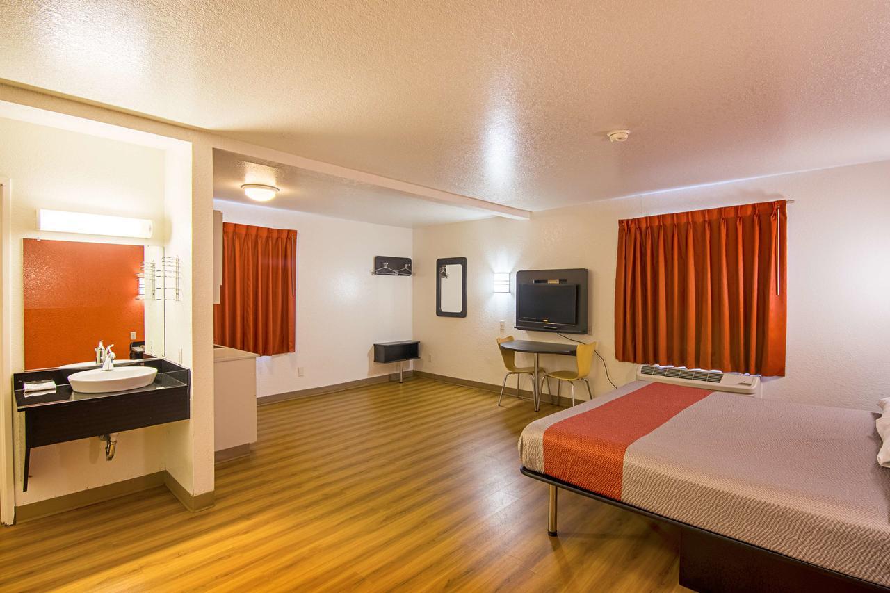 Motel 6 Little Rock South Ngoại thất bức ảnh